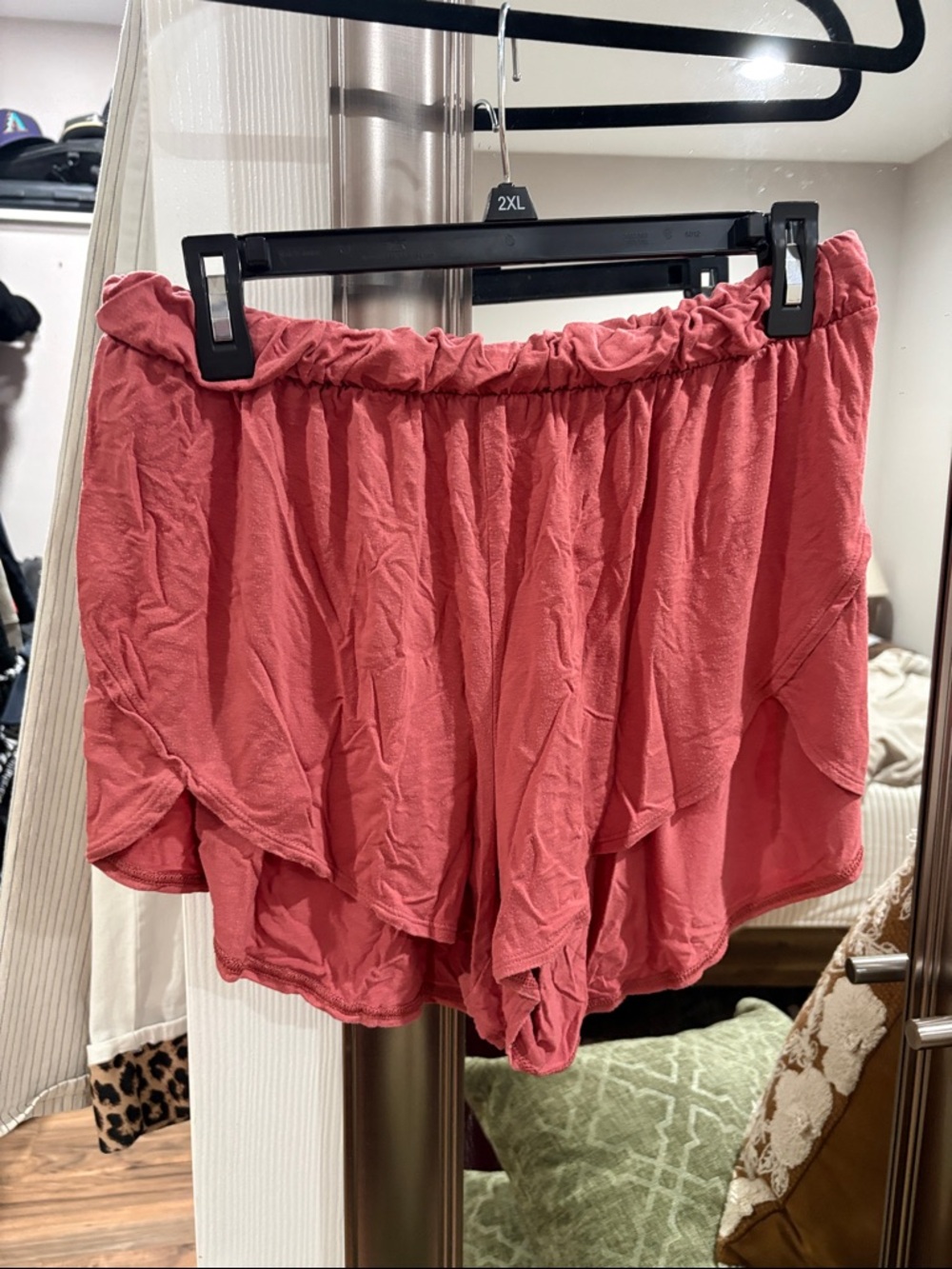 Old Navy Coral Ruffled Elastic-Waist Skort